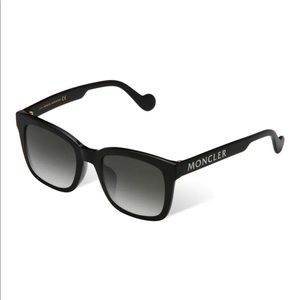 NWT Moncler 55mm Sunglasses